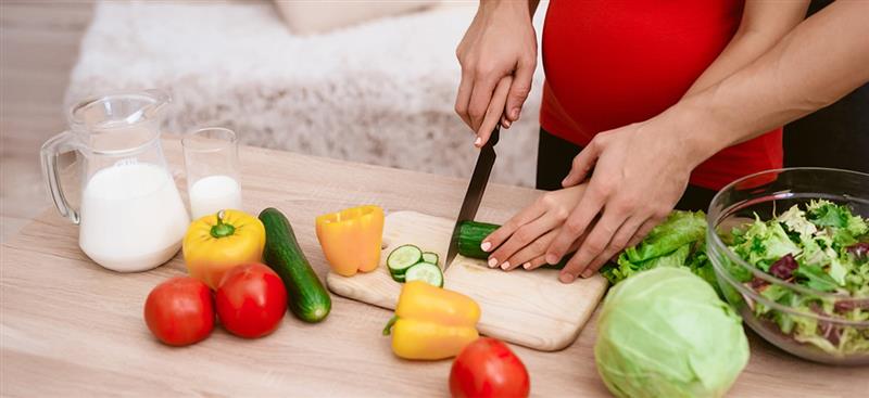 Pregnancy Diet Chart: Best Diet Plans, What to Eat & Avoid For A Healthy Baby