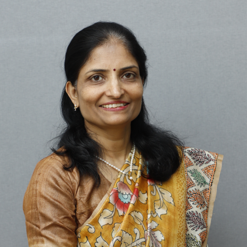Dr. Bharati Kamoji - Senior Consultant in Obstetrics & Gynecology & Advanced Laparoscopic and Robotic Gynecological Surgeon