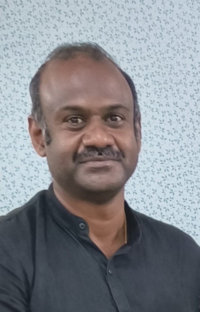 Dr. Giridhar Kumar Velagapudi - Consultant Oral & Maxillofacial surgeon