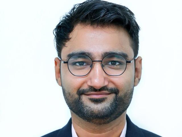 Dr. Nikhil Rajvanshi - Consultant